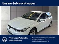 VW Golf, 2.0 TDI VIII Life Heckleuchten Golf VIII, Jahr 2020 - Frankfurt (Main)