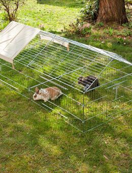 Kerbl Freigehege Luxus mit Spitzdach - L 220 x B 103 x H 85 cm