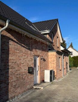 ***Doppeltes Haus, doppeltes Glück*** - Hardebek