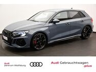 Audi RS3, 2.5 TFSI quattro Sportback LederNeinnappa B O, Jahr 2024 - Wolfsburg