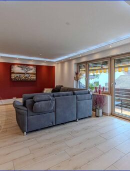 Modern, geräumig, stadtnah 6-Zimmer-Wohntraum Maisonette Wohnung mit Garten, Garage und Smart-Home - Kaufbeuren