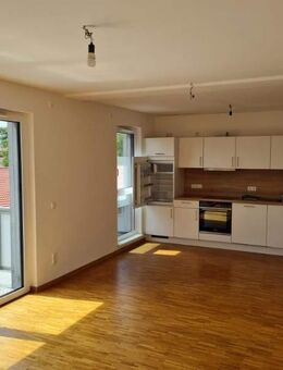 4-Zimmer-Wohnung mit Terrasse und EBK - Erlangen