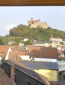 1-Zimmer-Wohnung mit Blick auf die Plassenburg! in Charmanten denkmalgeschütztem Mehrfamilienhaus - Kulmbach