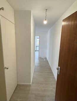 Sanierte 2 Zimmerwohnung mit EBK & Garage - Ingolstadt