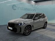 BMW X5, xDrive30d M Sportpaket Innovationspaket Travel Paket, Jahr 2024 - München