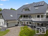 Luxuriöse Architektenvilla! 1.417 m² Grundstück mit modernster Technik und ELW in ruhiger Traumlage - Wirsberg