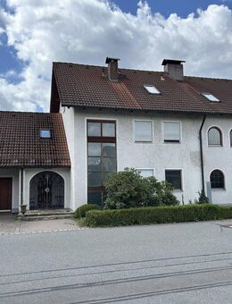 Zweifamilienhaus mit Einliegerwohnung, Flair, Charme und vielen Extras - ein Zuhause zum Aufblühen! - Weiherhammer