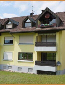 Wunderschöne 3,5-Zimmer-Dachgeschosswohnung mit traumhaftem Ausblick in Bestlage zu verkaufen! - Zell (Harmersbach)