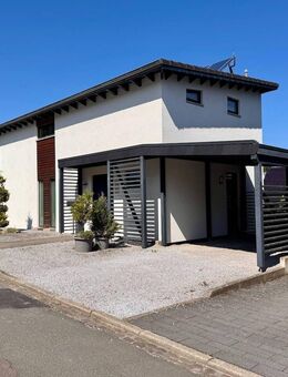 Neuwertiges Wohnglück - stilvolles Einfamilienhaus BJ. 2012 - ruhige Traumlage in Brilon - Brilon
