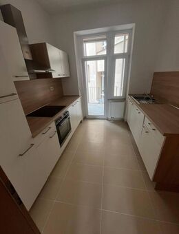 2. OG - Eckbadewanne - EBK *** - WG-gerecht - frei ab sofort - Chemnitz