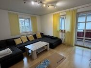 Sehr schöne grosszügige 3 Zimmer Wohnung mir Balkon - Metten