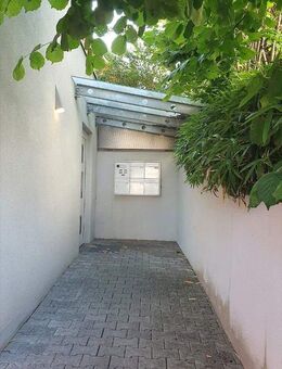 Schöne Dachwohnung mit sehr großem Balkon - Badenweiler