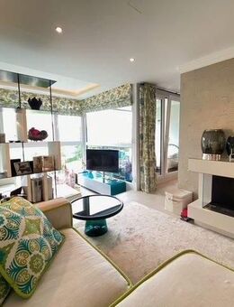 Luxeriöse 7-Zimmer Splitlevel Wohnung mit Dachterrasse - hochwertig teilmöbliert - in München-Schwabing - München