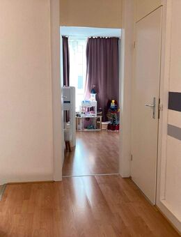 MANNELLA *Absolut zentral* Erdgeschosswohnung mit Terrasse in ausgefallener Atrium-Architektur - Hennef (Sieg)
