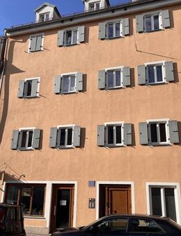 3% Rendite! Denkmal! Vermietete 2-Zi.-Wohnung ohne Balkon in der Altstadt von Regensburg - Regensburg