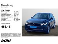 VW Tiguan, 2.0 TDI Life, Jahr 2021 - Hildesheim