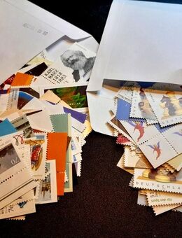 Deutschland Postfrische ,Post gültige Euro Briefmarken € 600 ohne zuschläge errechnet zu verkaufen - Bremen