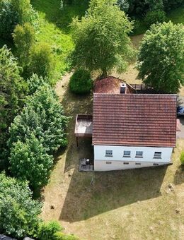 Einmalige Gelegenheit in Toplage von Tambach-Dietharz / Sanierungsobjekt direkt am Wald - Tambach-Dietharz (Thüringer Wald)