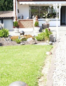 Bretten-Diedelsheim "... Willkommen zu Hause ... " Charmante Doppelhaushälfte mit schönem Garten - Bretten