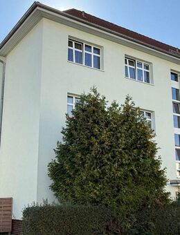 2 helle, sanierte ETW, 83,5 m², vermietet, in ruhiger Lage von Radebeul zu verkaufen - Radebeul