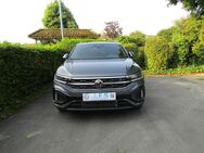 VW T-Roc, 1.5 TSI R-Line IQ DRIVE A, Jahr 2024 - Emmerich (Rhein)