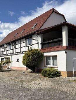 Großes Bauernhaus für 2 Familien mit Garten und Pool - Borna