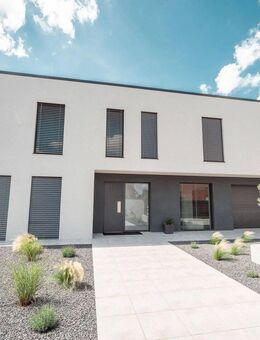 Moderne exklusive Villa mit Pool und separatem Pool-Haus (Room Tour nicht verpassen) - Vechelde