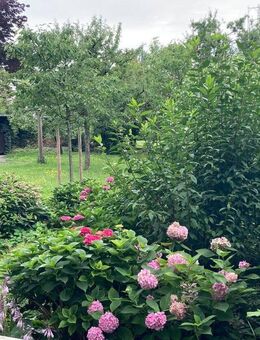 RARITÄT familienfreundliche Gartenwohnung mit 4 Schlafzimmern,inkl. Hobbykeller und Garage - München