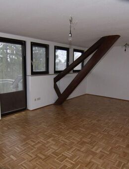 Breinig Dachgeschoss- Wohnung mit Balkon - Stolberg (Rheinland, Kupferstadt)