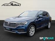 VW Touareg, 3.0 Elegance V6 TDI, Jahr 2018 - Gnarrenburg