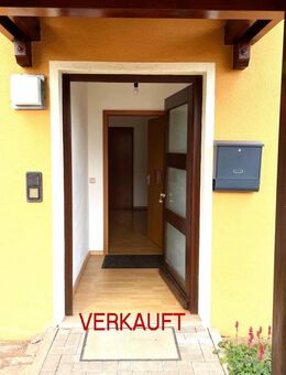 Ruhig gelegene, frisch sanierte 2- Zimm.- Eigentumswohnung mit ca. 66 m² Wohnfläche, in der westl. Außenstadt von NES - Bad Neustadt (Saale)