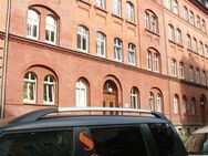 solide 3-R-Wohnung mit Laminat & Balkon in ruhiger Lage, Klarastr. 40 - Chemnitz