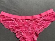 Hunkemöller Brazilian pink XL - Mannheim