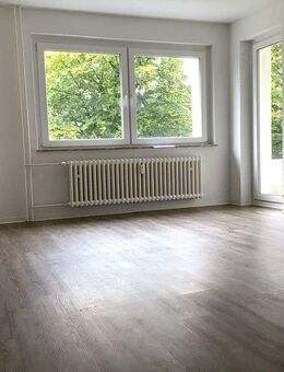 Geräumige 3-Zimmer-Wohnung mit Balkon und Abstellraum - Bielefeld