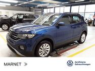 VW T-Cross, 1.0 TSI Life Light, Jahr 2023 - Wiesbaden