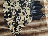 Wickel - Kleid, schwarz-beige, Blümenmuster, Größe M - Köln