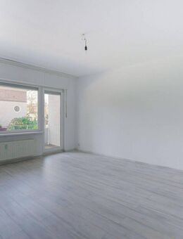Investieren oder einziehen – Sonnige Altbauwohnung mit Balkon - Berlin