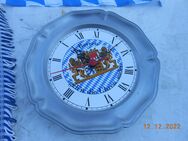 Bayrische Uhr (Rückwärts) - TSV 1860 - Bayern Fahne - München Maxvorstadt