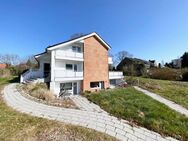 251,91 m² Wfl.-Haus aus 1970, 1 große Whg + 1 Whg + 4 Appartments, auf 1507 m² Grund, 210 m zum Strandweg in Pelzhaken - Neustadt (Holstein)