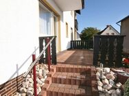 gepflegtes Einfamilienhaus mit drei Garagen, Terrasse, 2 Balkone, kinderfreundlicher Garten, ruhige Wohnlage von Weidenhausen - Meißner