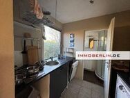 IMMOBERLIN.DE - Hübscher Gartenbungalow auf Eigenland in Tiergartensiedlung Oranienburg - Oranienburg