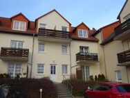 Einbauküche! Tolle 2-Zi-Wohnung mit Balkon in gepflegter Wohnanlage mit Stellplatz - Ronneburg (Thüringen)