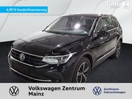 VW Tiguan, 1.5 TSI Move EPH, Jahr 2023 - Mainz