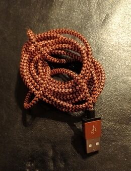 Ideal of Sweden Fashion Cable 1m Ladekabelfür iPhone, iPad Farbe Kupfer Schwarz - Essen