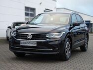 VW Tiguan, 2.0 TDI Active, Jahr 2021 - Meißen