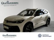 VW Tiguan, 2.0 TDI R-Line IQ LIGHT, Jahr 2024 - Tuttlingen