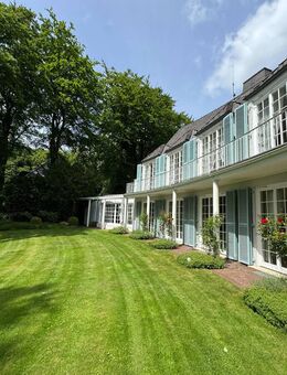 Bildschöne Villa mit Traumgrundstück - Hamburg