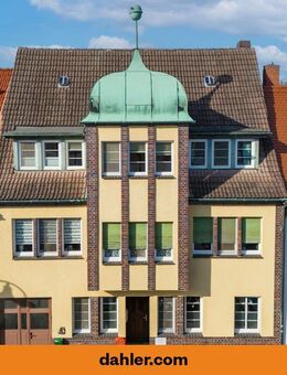In die Sonne schauen: Wohnen am Arendsee, Mehrfamilienhaus mit Seegrundstück - Arendsee (Altmark)