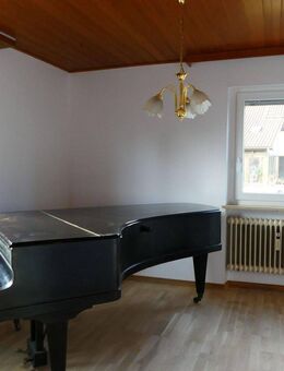 Gepflegte, ruhig gelegene Terrassenwohnung mit Garage - Forchheim (Bayern)