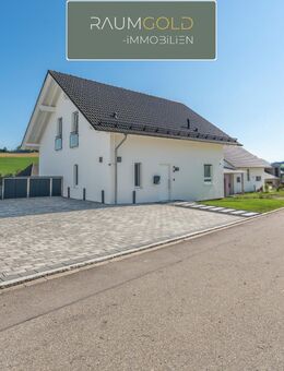 Einziehen & Wohlfühlen: Freistehendes Einfamilienhaus mit Top-Ausstattung in Stühlingen - Stühlingen
